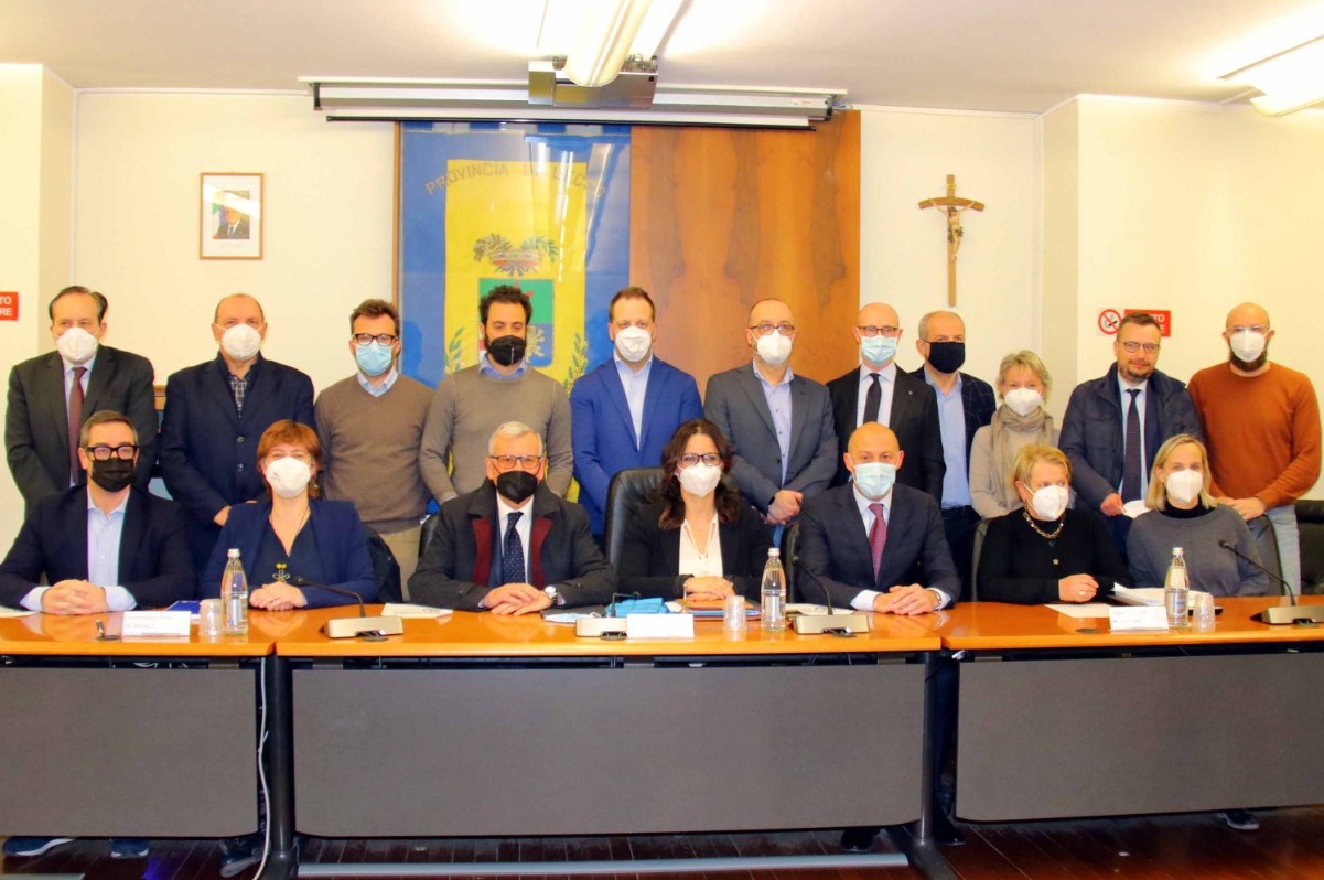 Consiglio provinciale saluto al Prefetto De Rosa