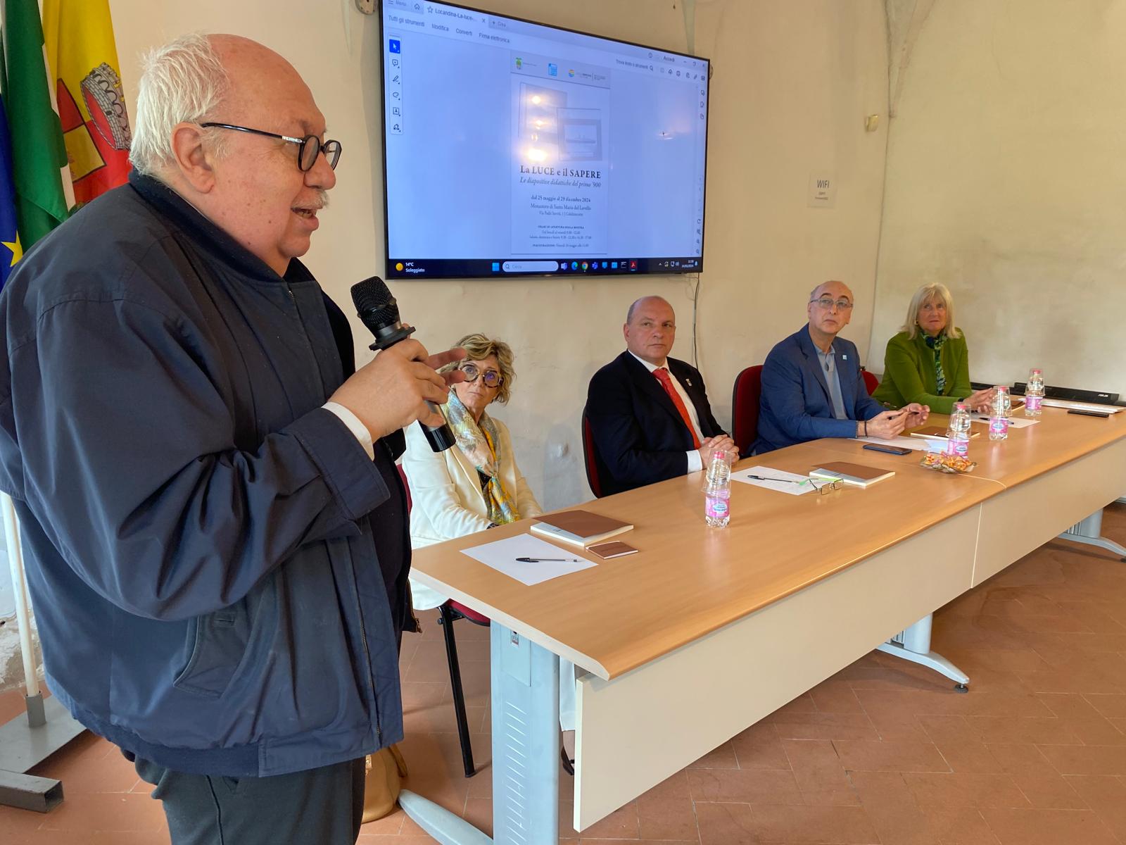 Inaugurazione mostra diapositive didattiche Monastero del Lavello